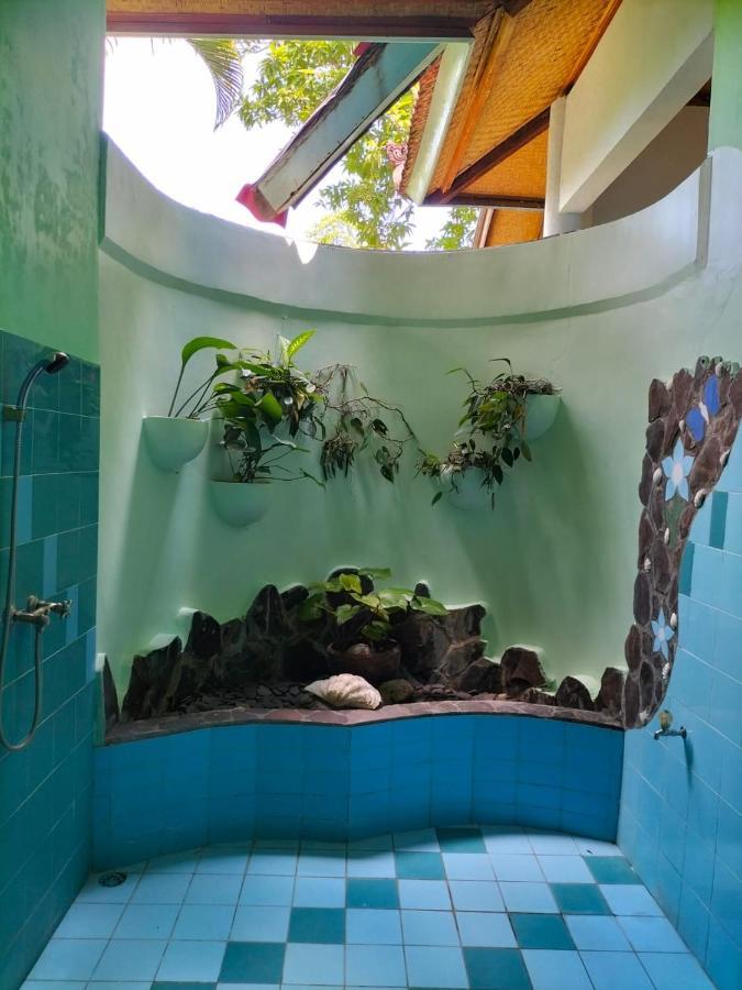 Sananda Bungalow Lovina Екстериор снимка